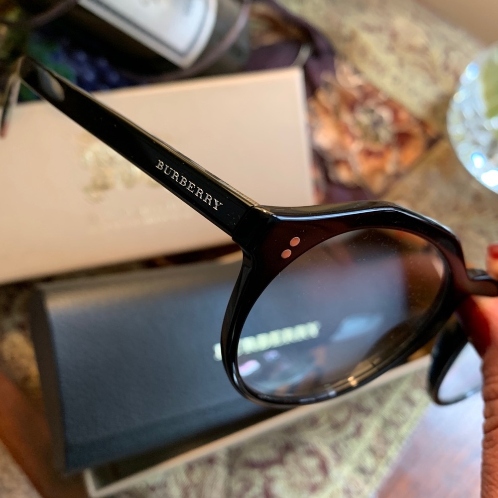 Authentic BURBERRY 50mm checkered Round UNISEX optical glasses - Picture 5 of 9
